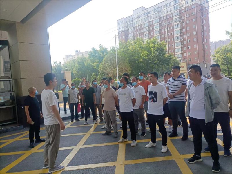 不斷學(xué)習，不斷超越丨集團公司組織各項目經(jīng)理前往碧桂園·天璽項目觀(guān)摩學(xué)習 